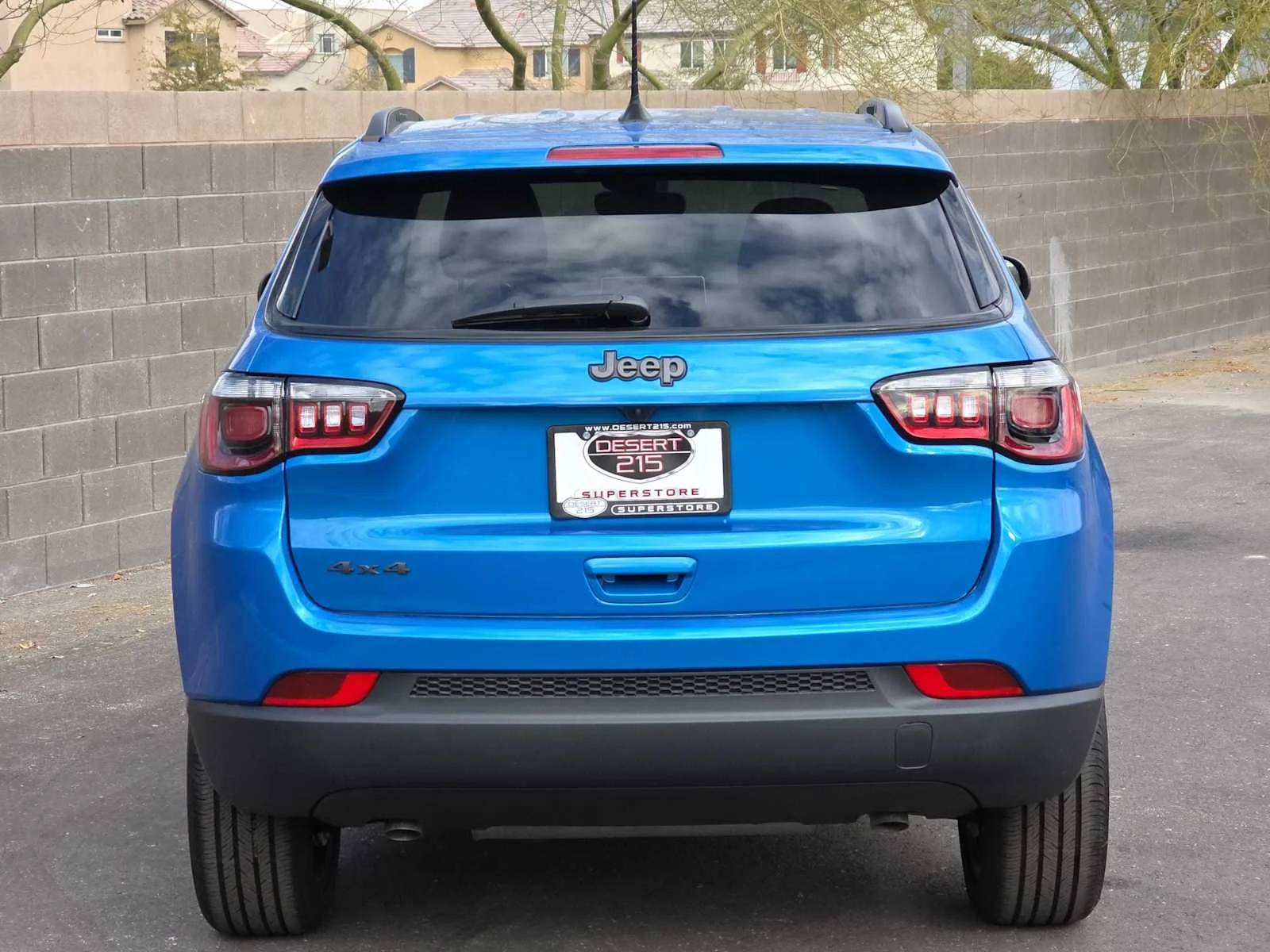 New 2026 Hydro Blue Pearl-Coat Exterior Paint Jeep Latitude image 8