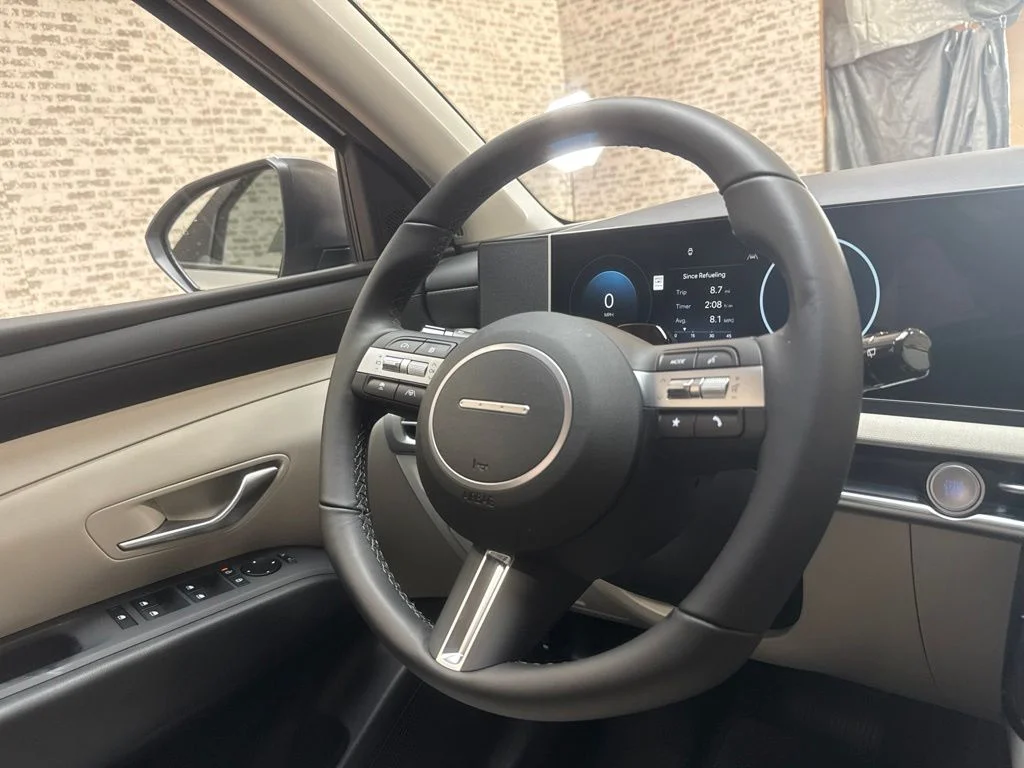 New 2026 Shimmering Silver Hyundai SEL Premium image 18