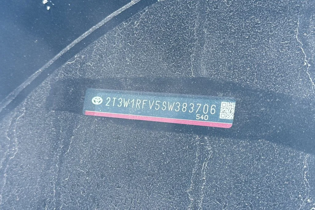 Used 2025 Red Toyota XLE image 3