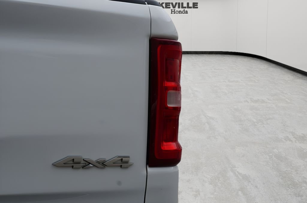 Used 2025 Bright White Clearcoat Ram Big Horn/Lone Star image 7