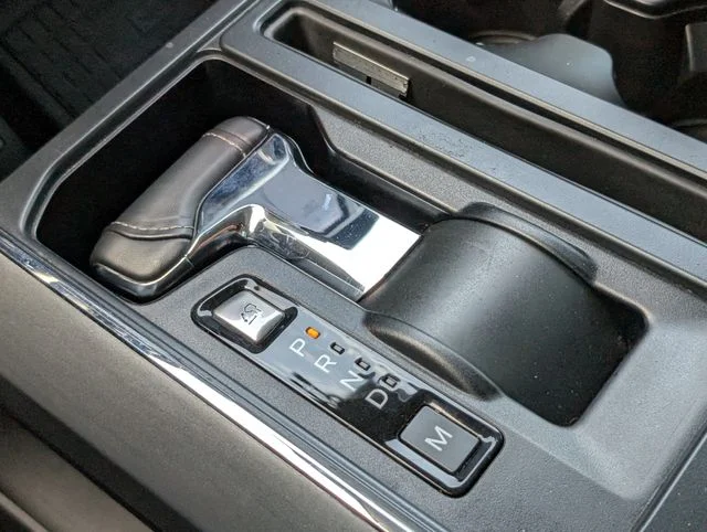 Used 2022 Black Ford Lariat image 25