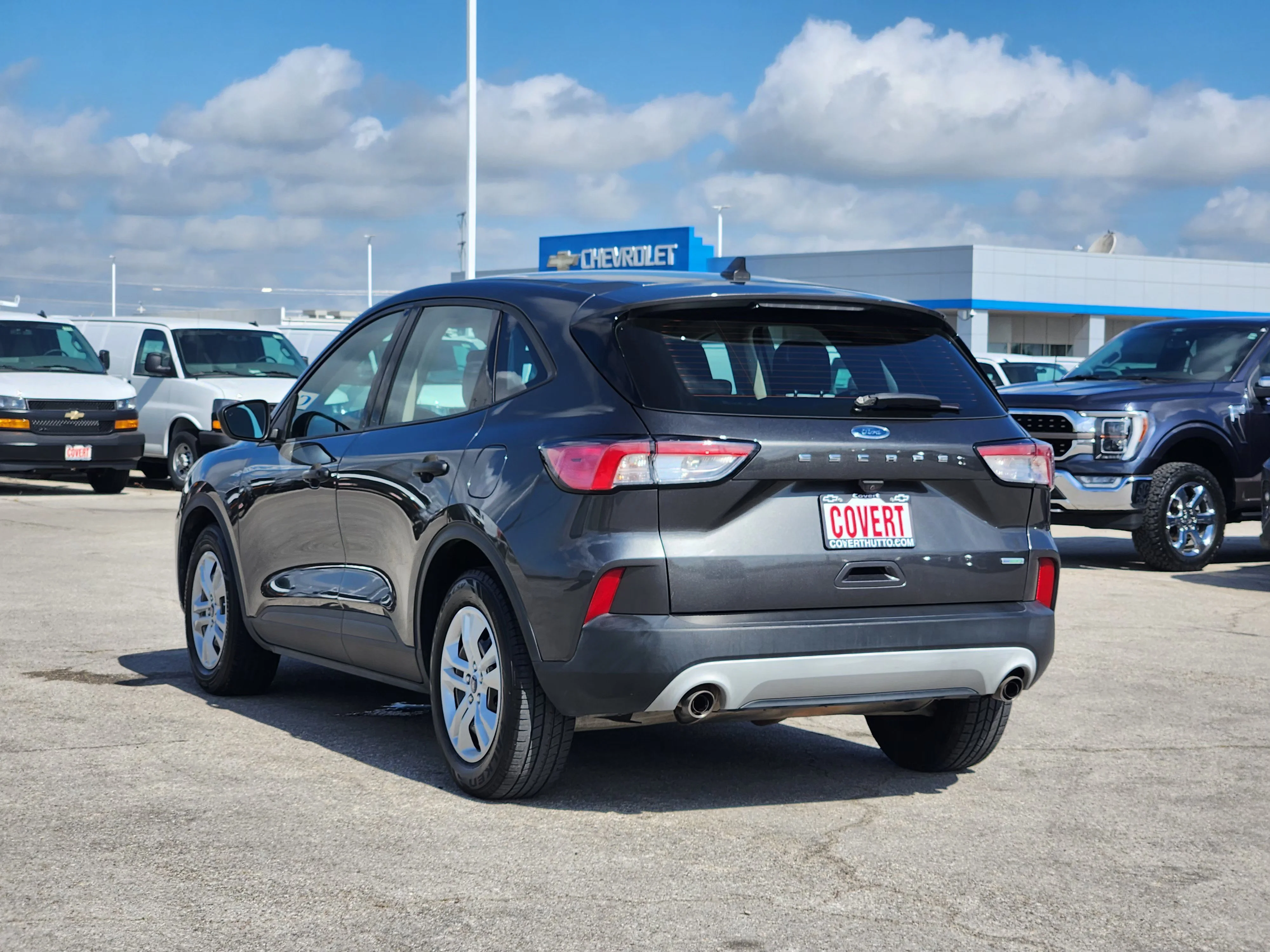 Used 2020  Ford S image 5