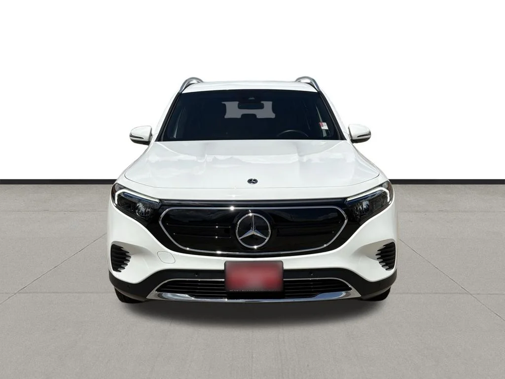 Used 2023 White Mercedes-Benz 300 image 2
