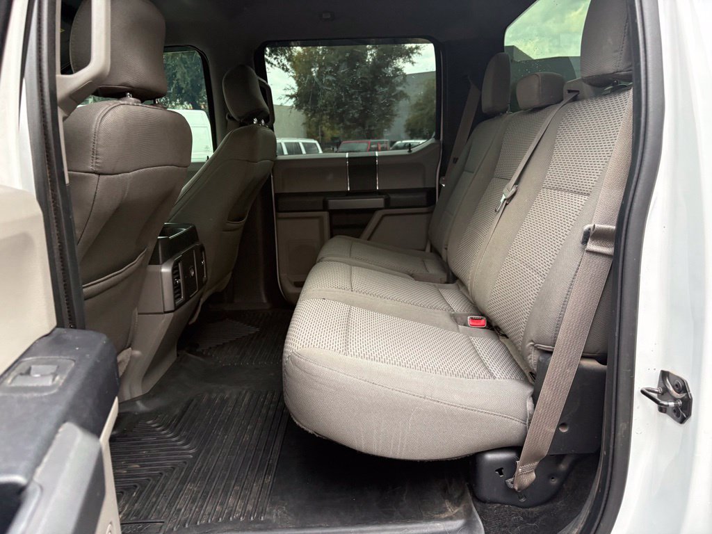 Used 2015 White Ford XLT image 10