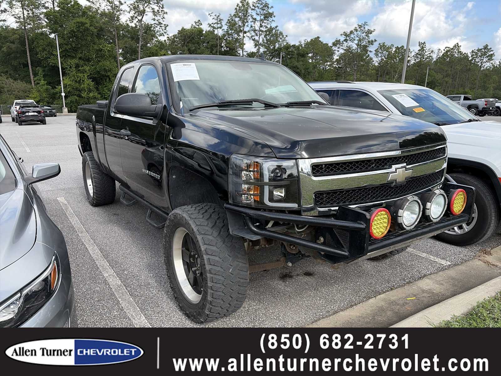 2011 Chevrolet Silverado 1500 LT 4X4 Extended Cab MWB's photo