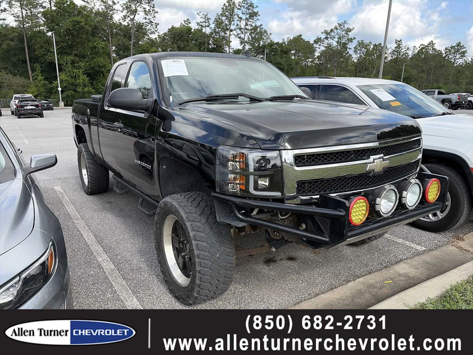 2011 Chevrolet Silverado 1500 LT 4X4 Extended Cab MWB's photo