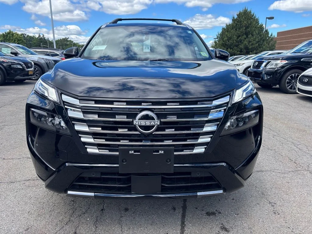 New 2026 Black Nissan Platinum image 2