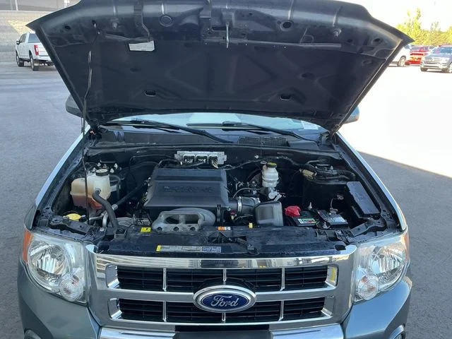 Used 2012 Steel Blue Metallic Ford Limited image 24