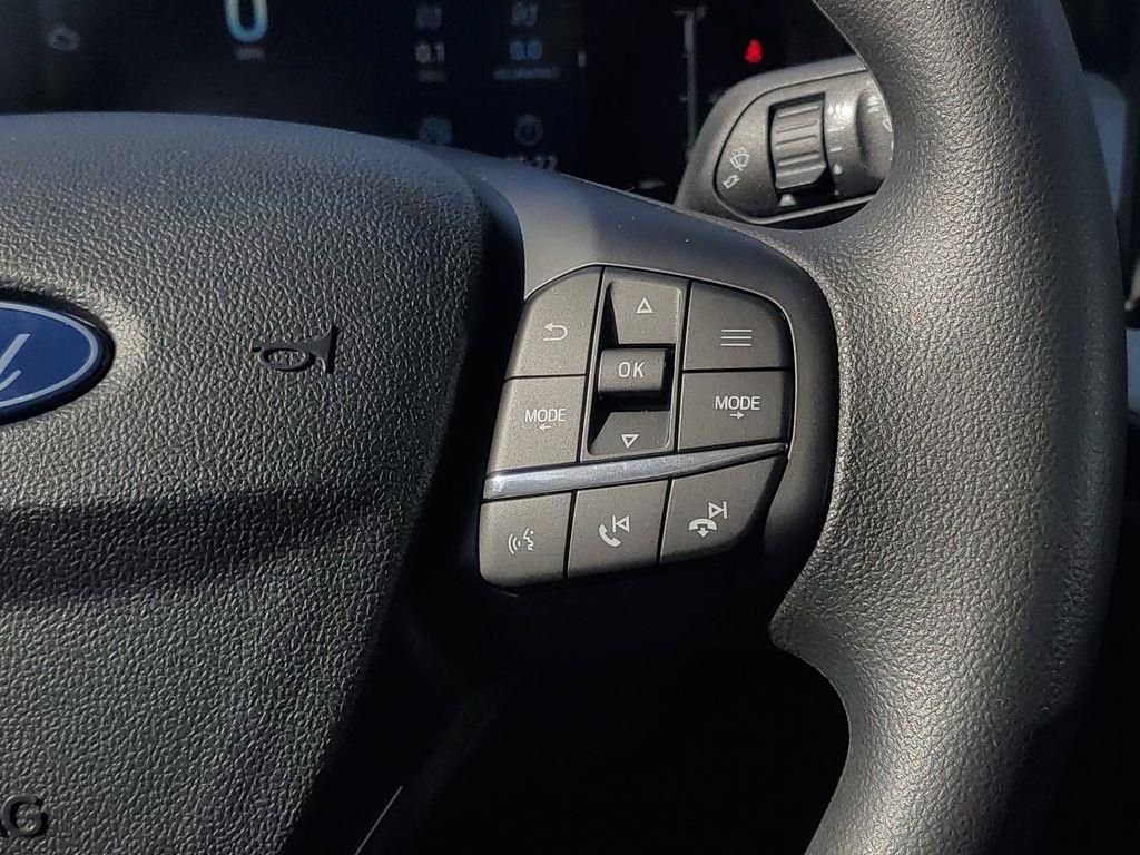 New 2026 Oxford White Ford XLT image 11