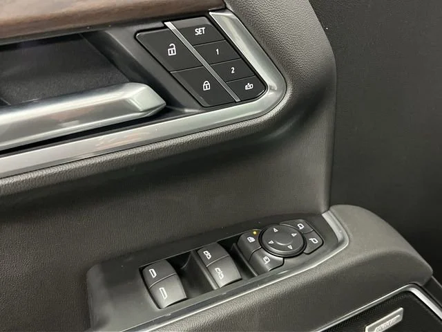 2026 GMC Sierra 1500 SLT - Photo 24