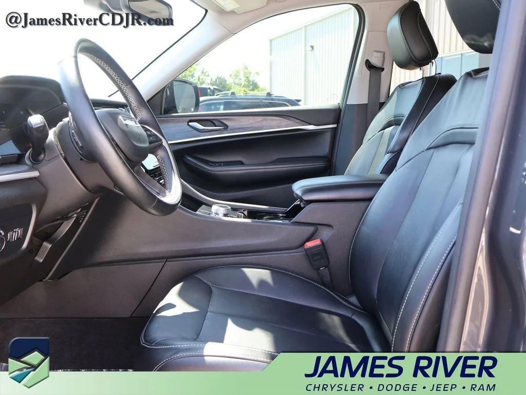 Used 2021 Gray Jeep Limited image 24