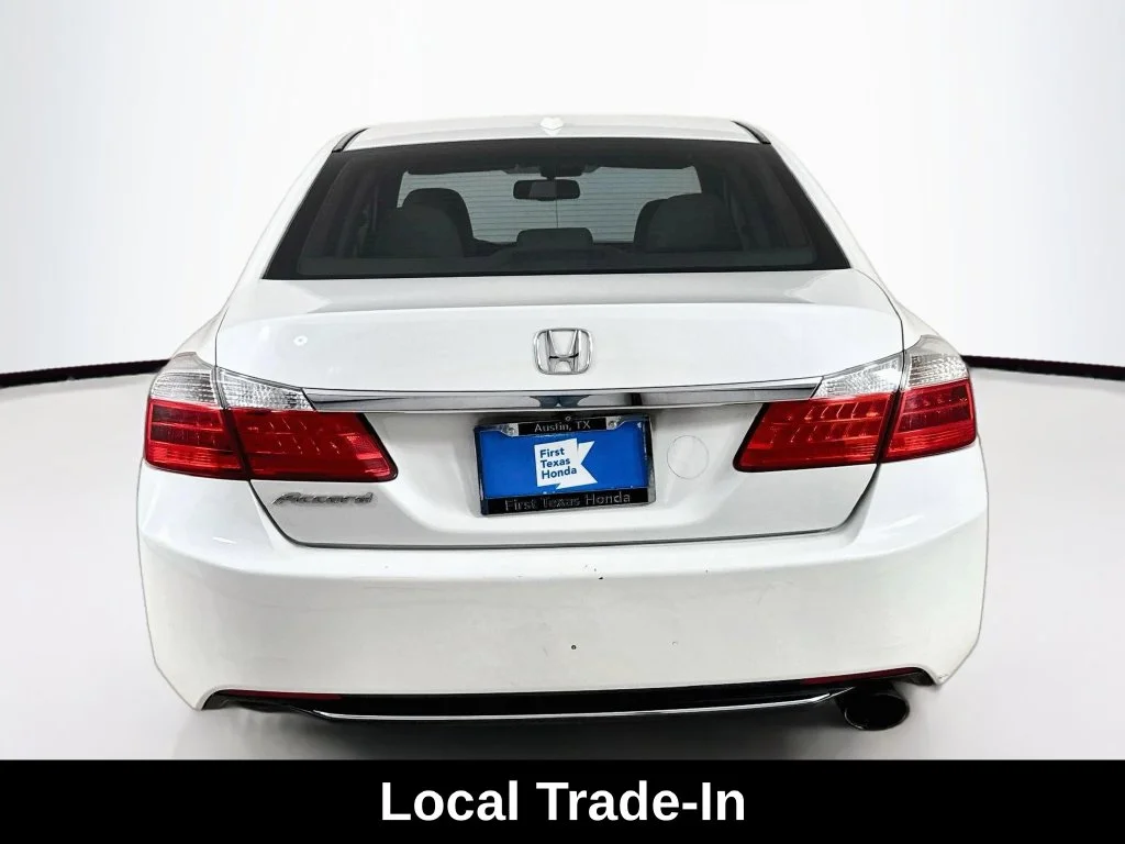 Used 2015 White Honda EX-L image 6