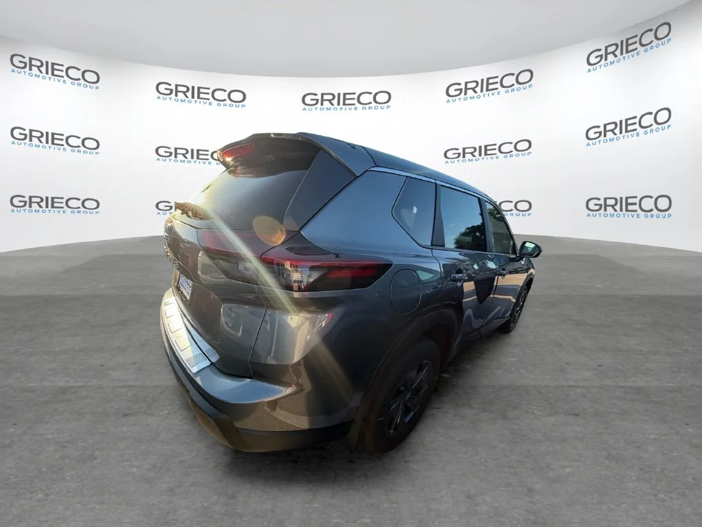 New 2027 Gun Metallic Nissan SV image 6
