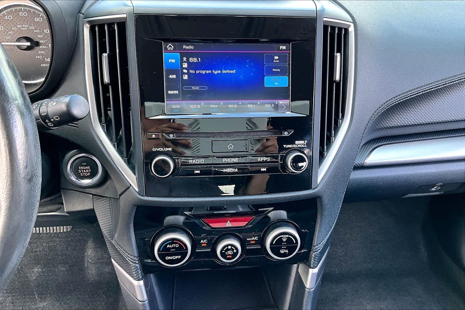 Used 2021 Ice Silver Metallic Subaru Premium image 32