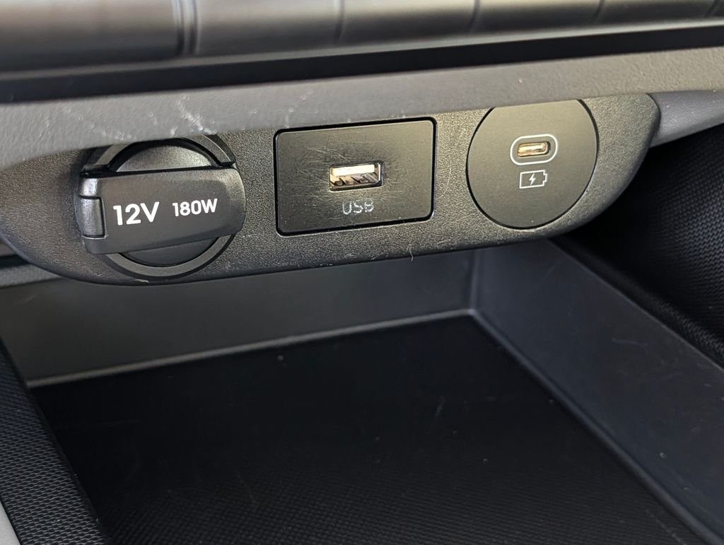 2024 Hyundai Elantra SEL - Photo 24
