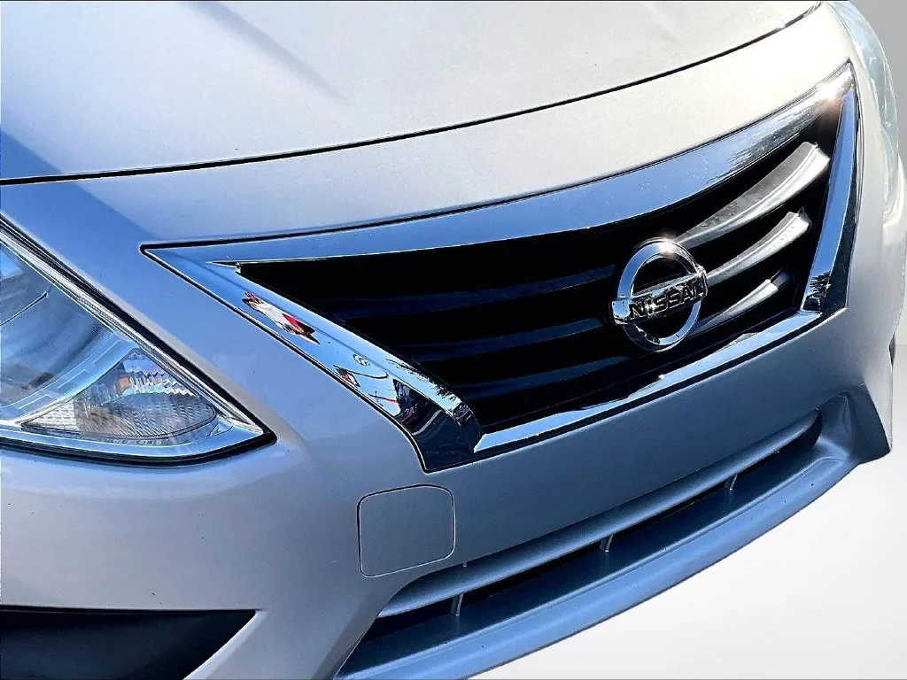 Used 2019 Silver Nissan 1.6 S image 26
