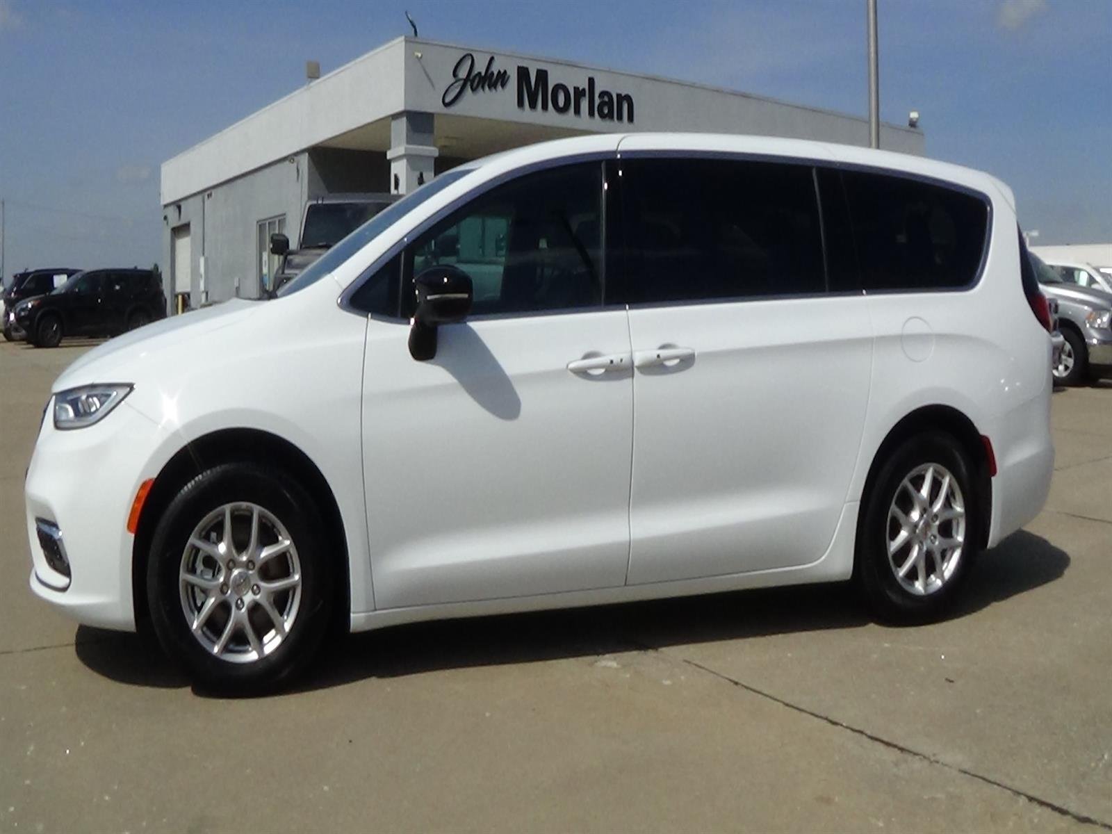 2025 Chrysler Pacifica