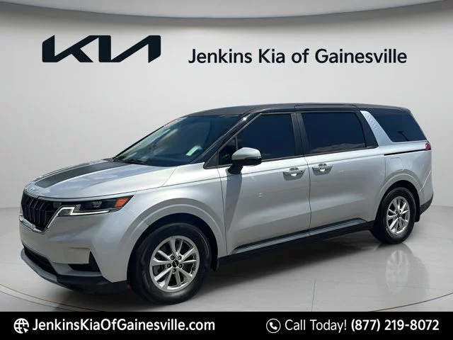 Used 2023 Silver Kia LX Seat Package image 7