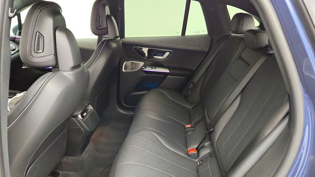 Used 2023 Twilight Blue Metallic Mercedes-Benz EQE 350 4MATIC® SUV w/ Ventilated Nappa Leather Seats image 18