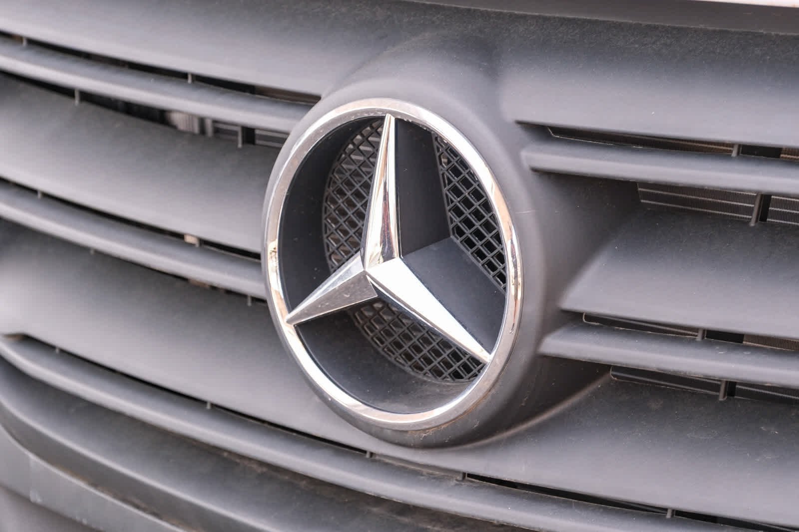 New 2026 Arctic+White Mercedes-Benz Cargo 144 WB  RWD 2.0L 4-Cylinder image 23