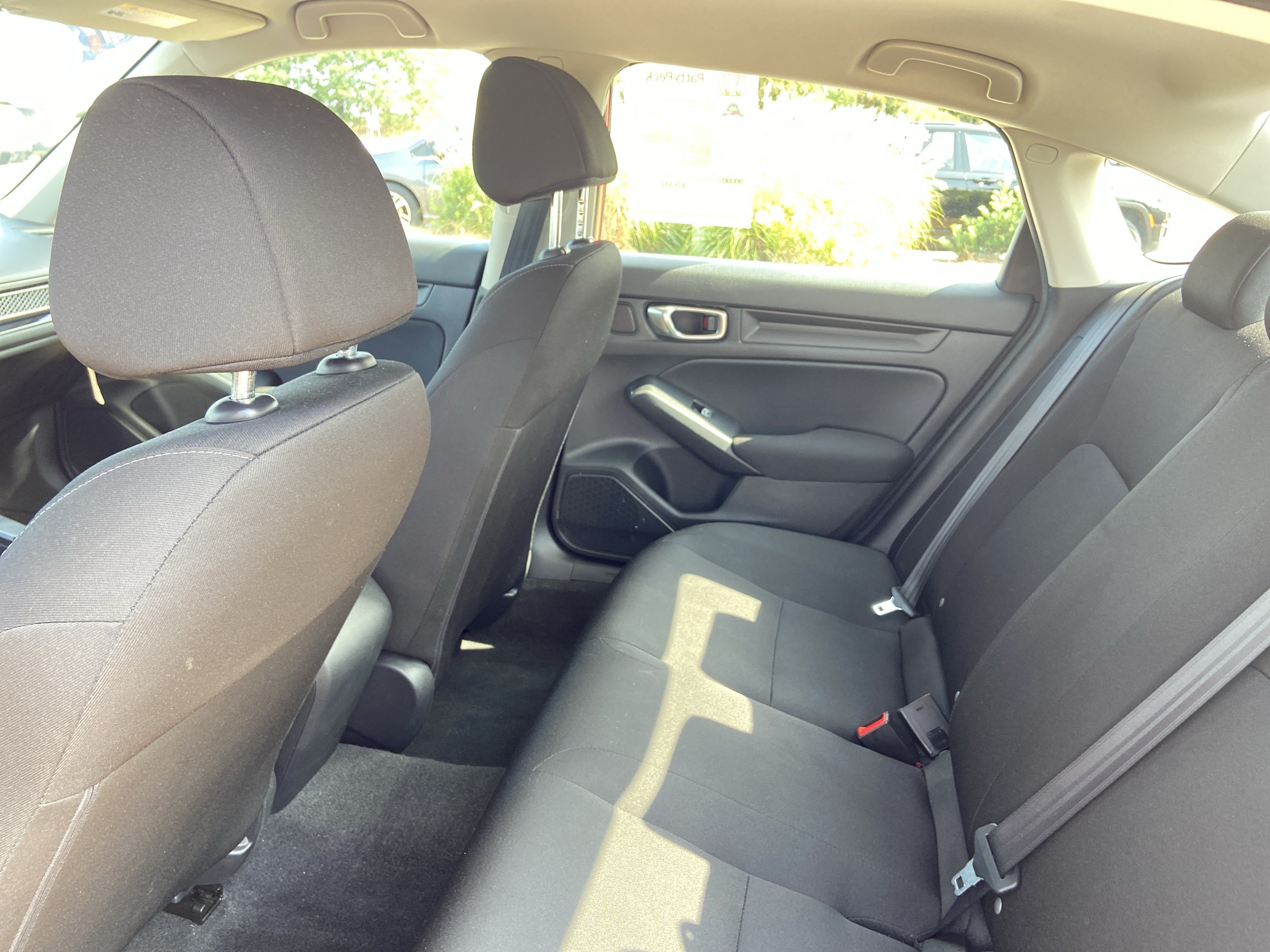 Used 2025 Rallye Red Honda LX image 17