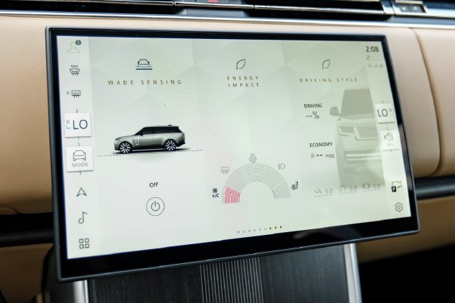 Used 2025 Gray Land Rover Autobiography image 42