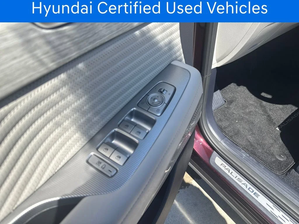 Certified Pre-Owned 2025 Hyundai Palisade Calligraphy