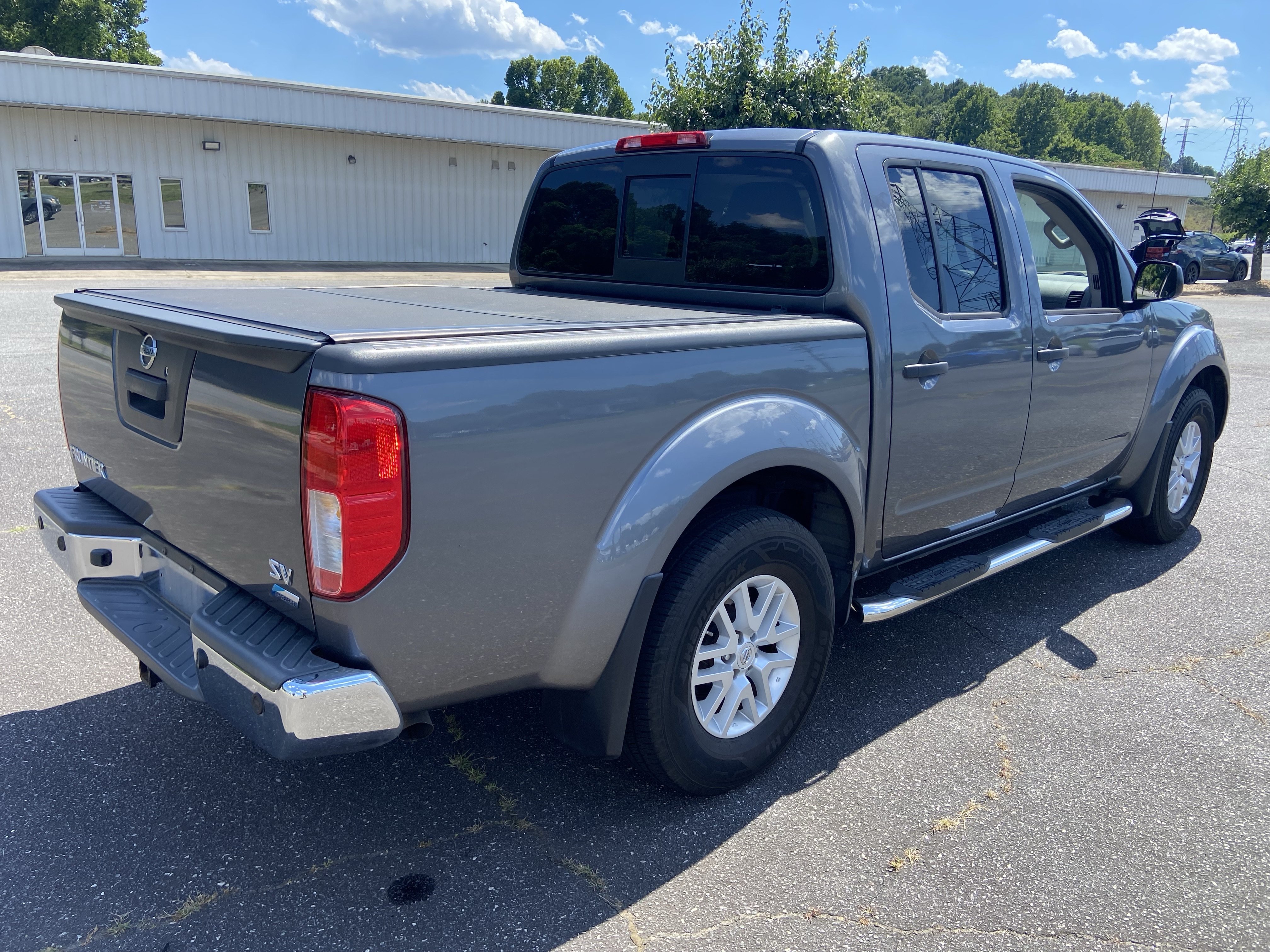 Used 2018 Gun Metallic Nissan SV V6 image 5