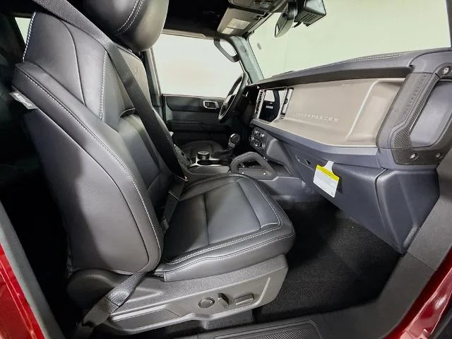 New 2026 Ruby Red Metallic Tinted Clearcoat Ford Outer Banks® image 58