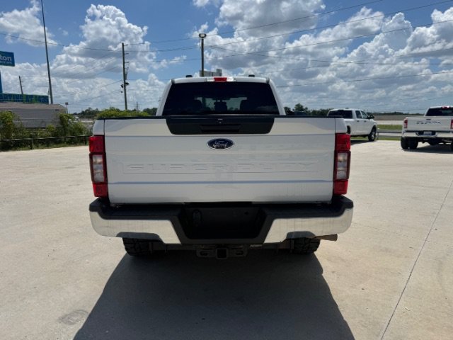 Used 2021 White Ford XLT image 4