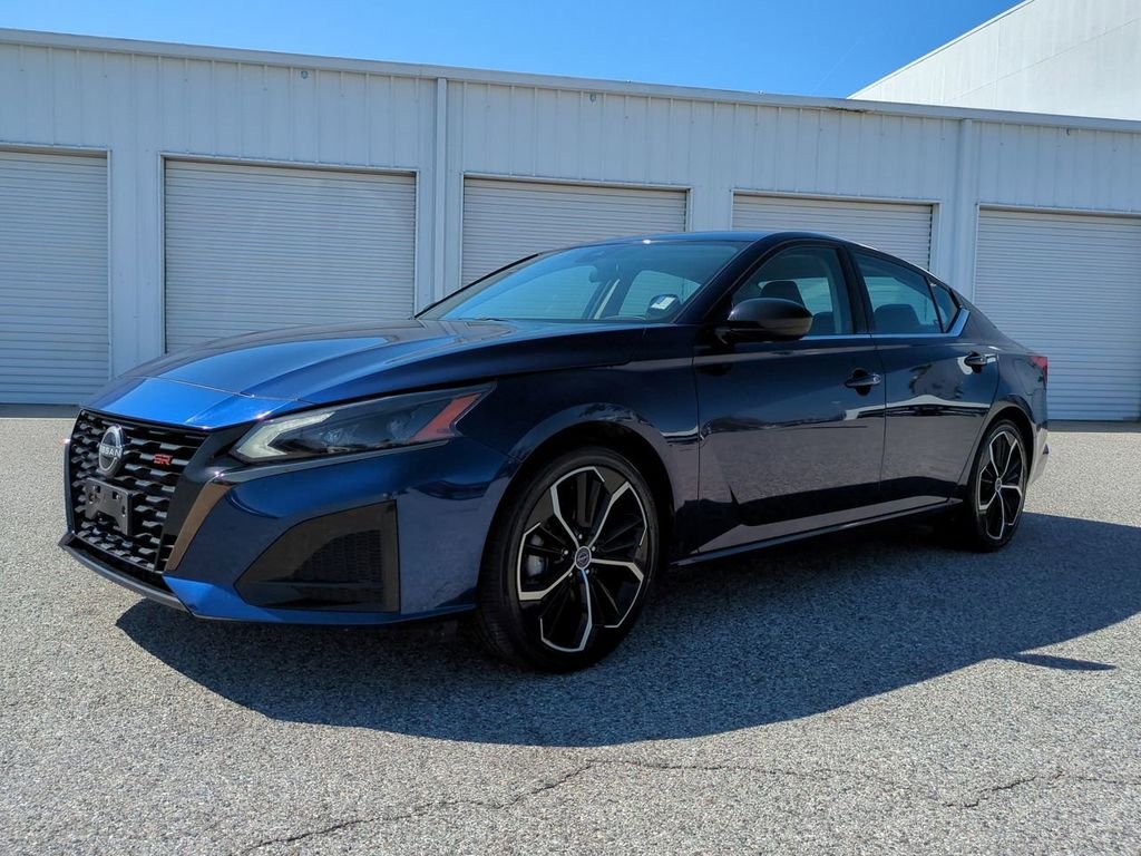 2024 Nissan Altima SR