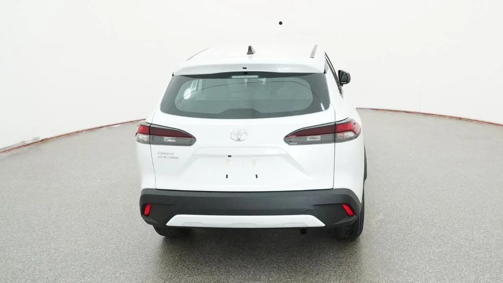 New 2026 Wind Chill Pearl Toyota L image 9