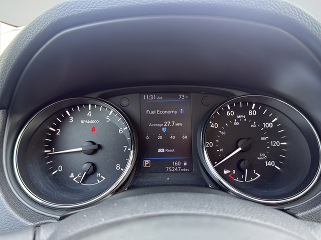 Used 2019 White Nissan SL image 12
