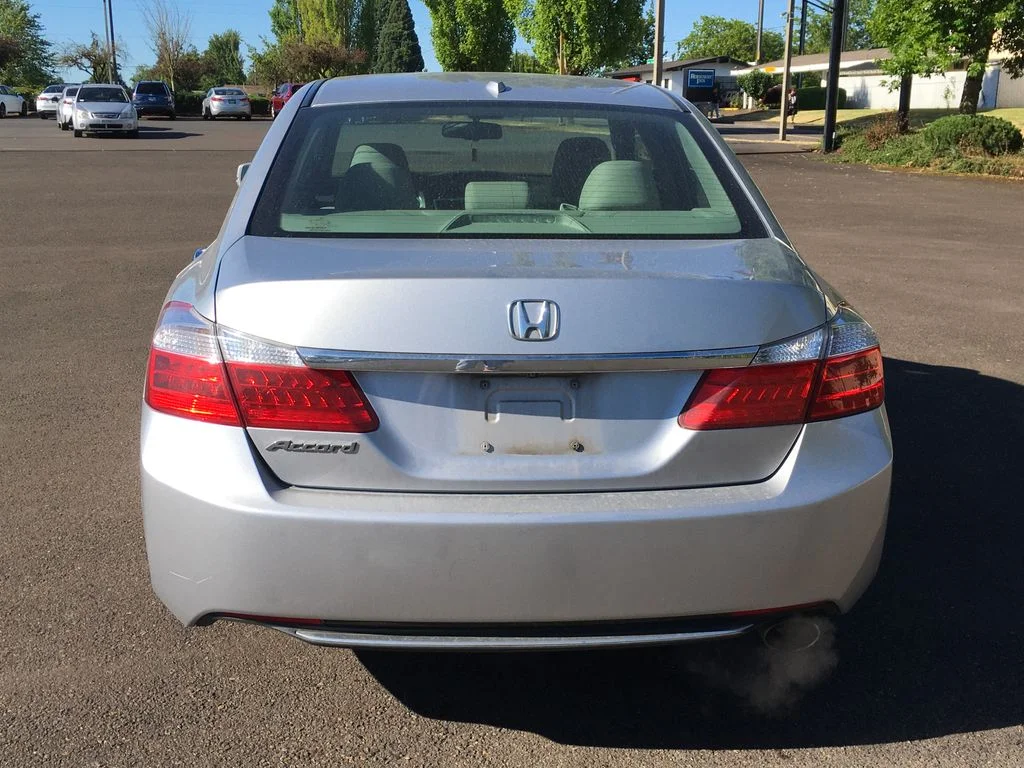 Used 2015  Honda EX-L image 5