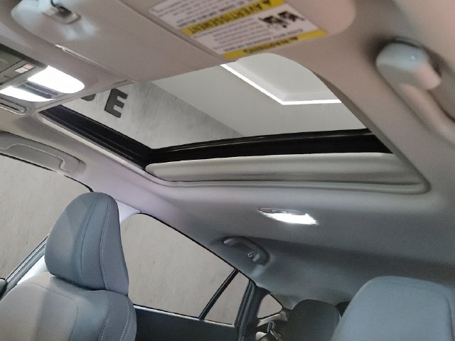 New 2026 MAGNETITE GRAY PEARL Subaru Premium image 38