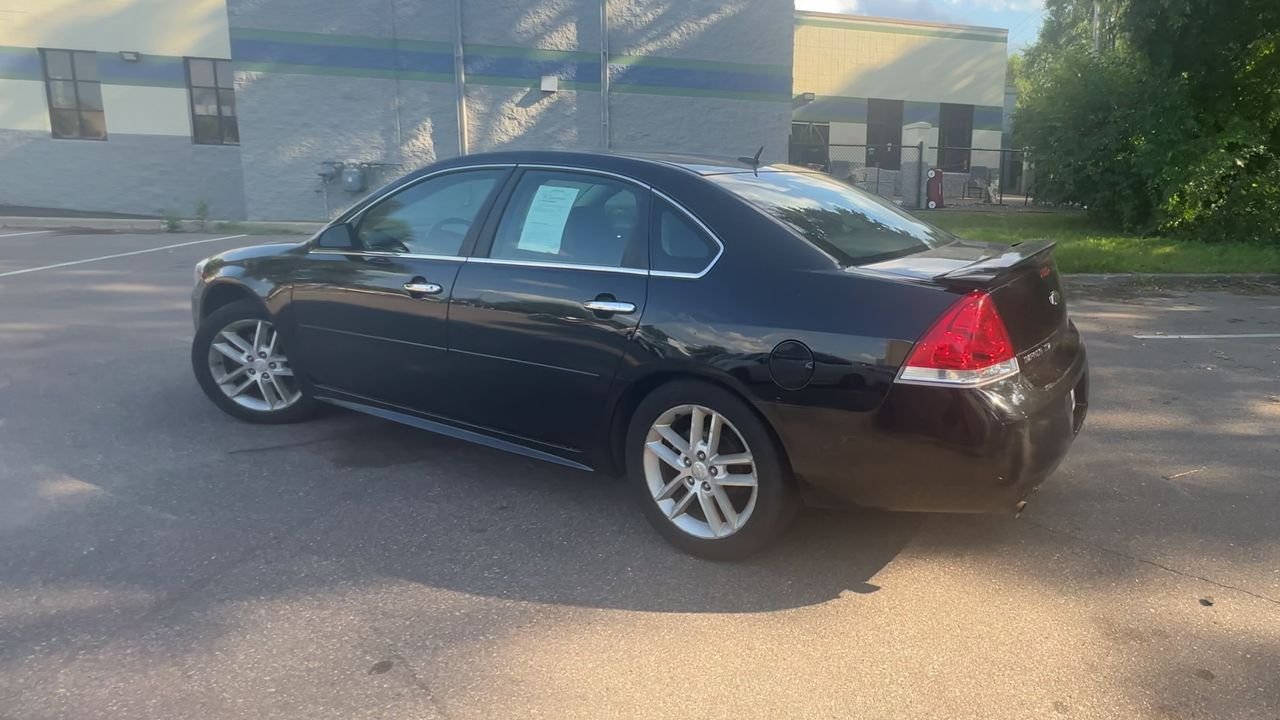 2013 Chevrolet Impala LTZ photo 2