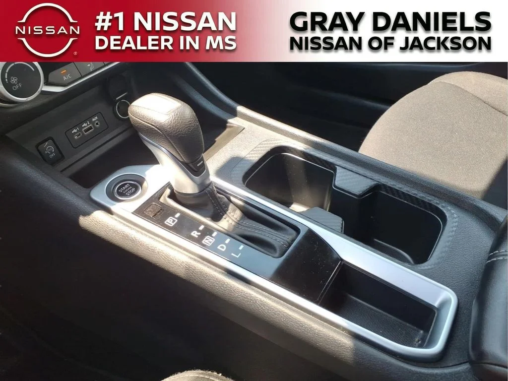 Used 2024 White Nissan SV image 19