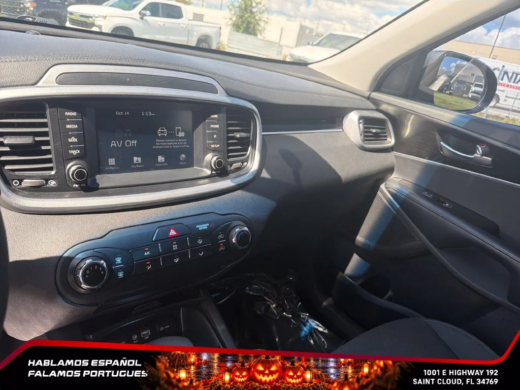 Used 2019 Gray Kia 2.4L LX image 18