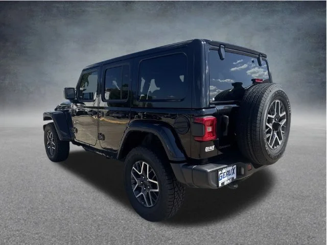 Used 2025 Black Jeep Sahara image 12