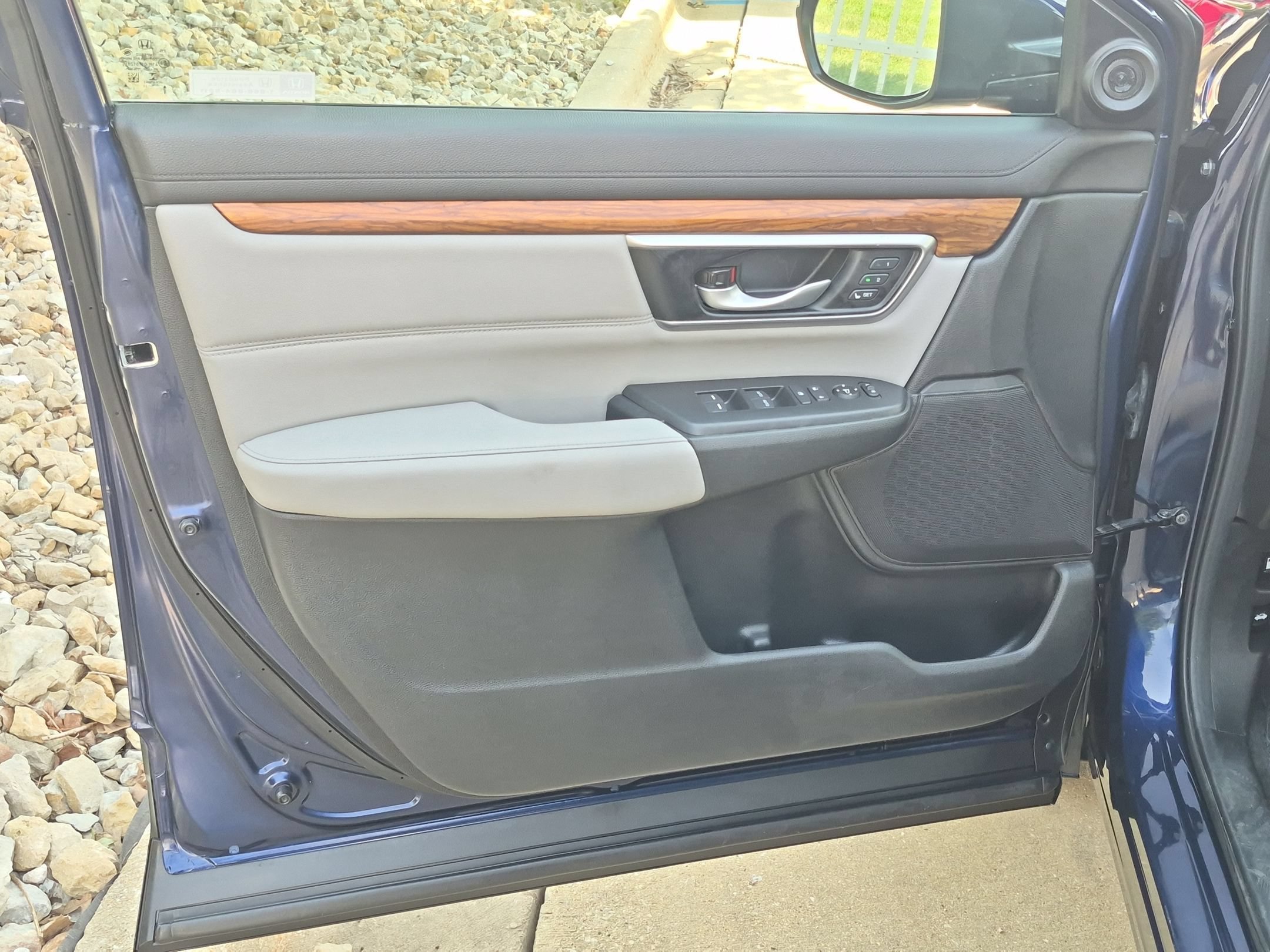 Certified Used 2022 Blue Honda Touring image 12