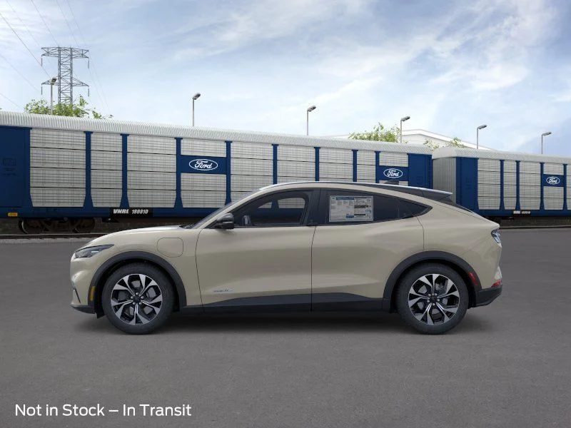 New 2026 Desert Sand Ford Select image 4