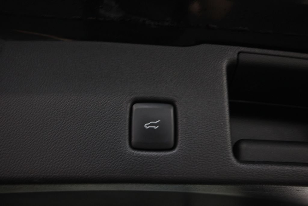 Used 2023 Black Ford ST-Line image 7