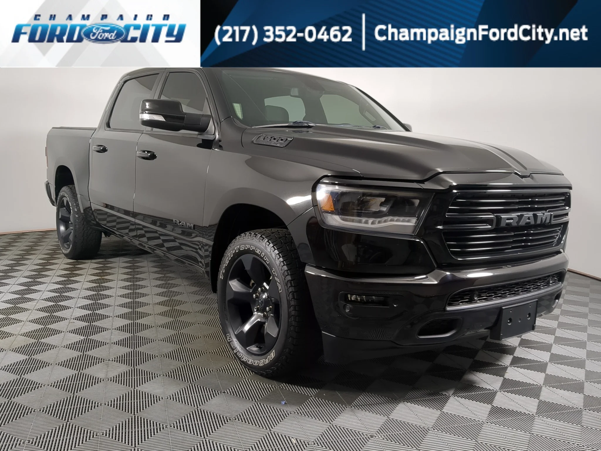 Used 2019 Black Ram Big Horn/Lone Star image 1