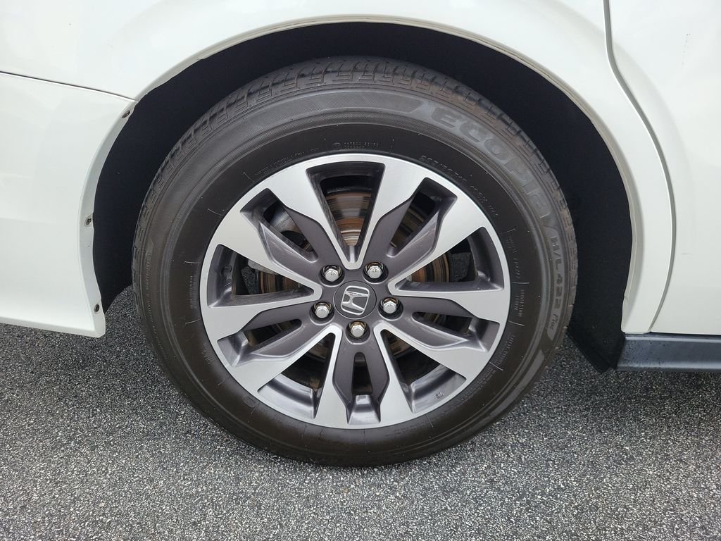 Certified Used 2021 Platinum White Pearl Honda EX-L image 6