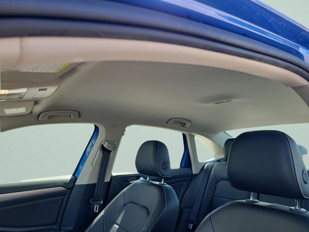 2022 Volkswagen Jetta SE - Photo 17
