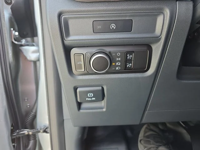 Used 2025 Silver Ford XL image 21
