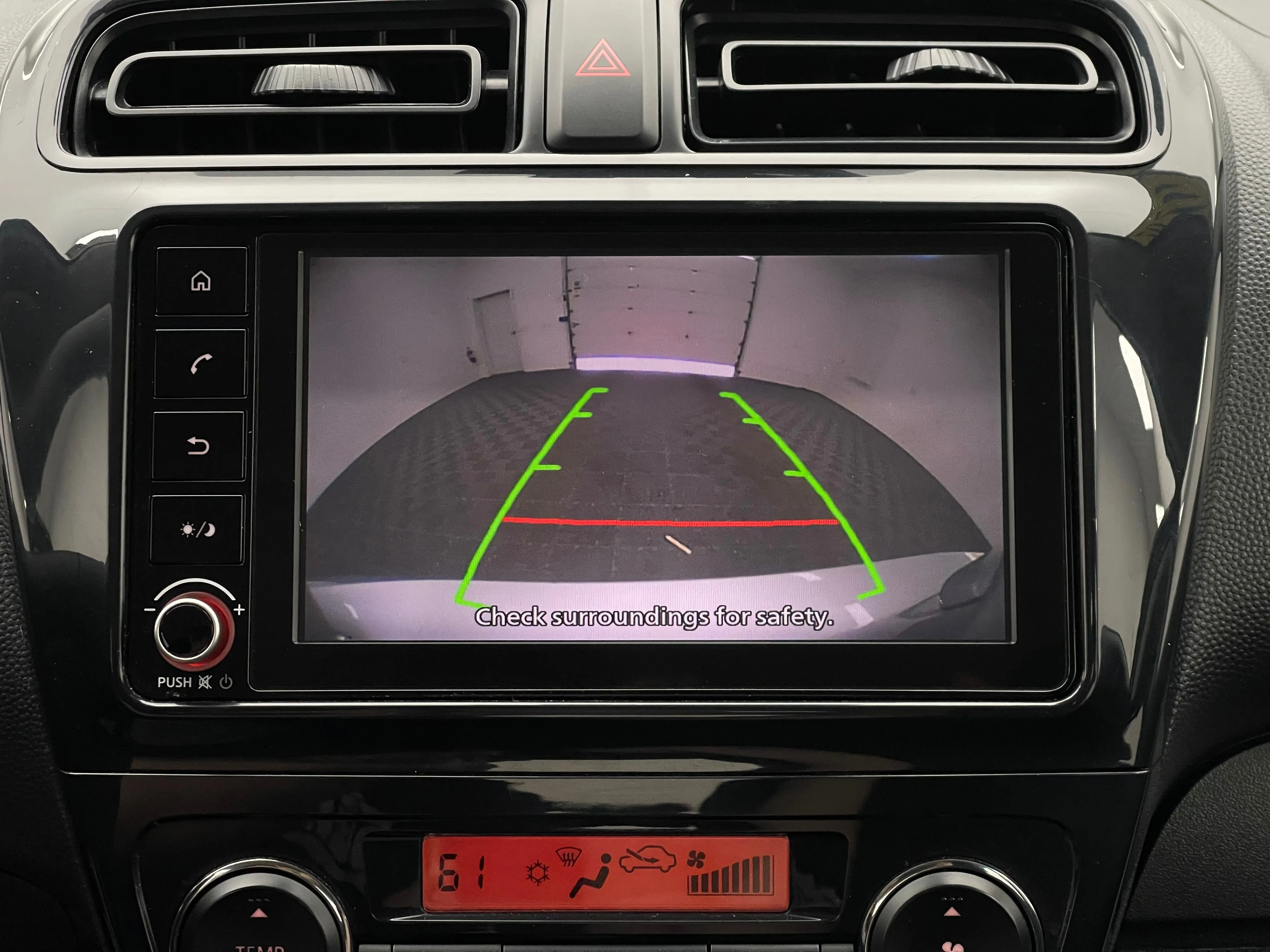 Used 2024 Silver Mitsubishi ES image 4
