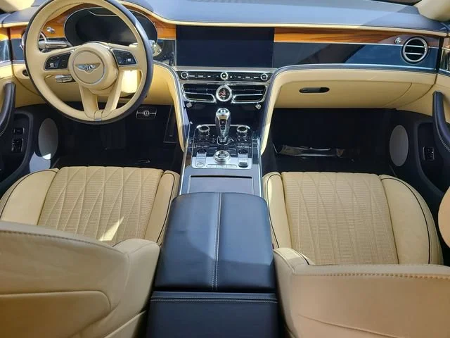 Used 2021 Blue Bentley V8 image 17