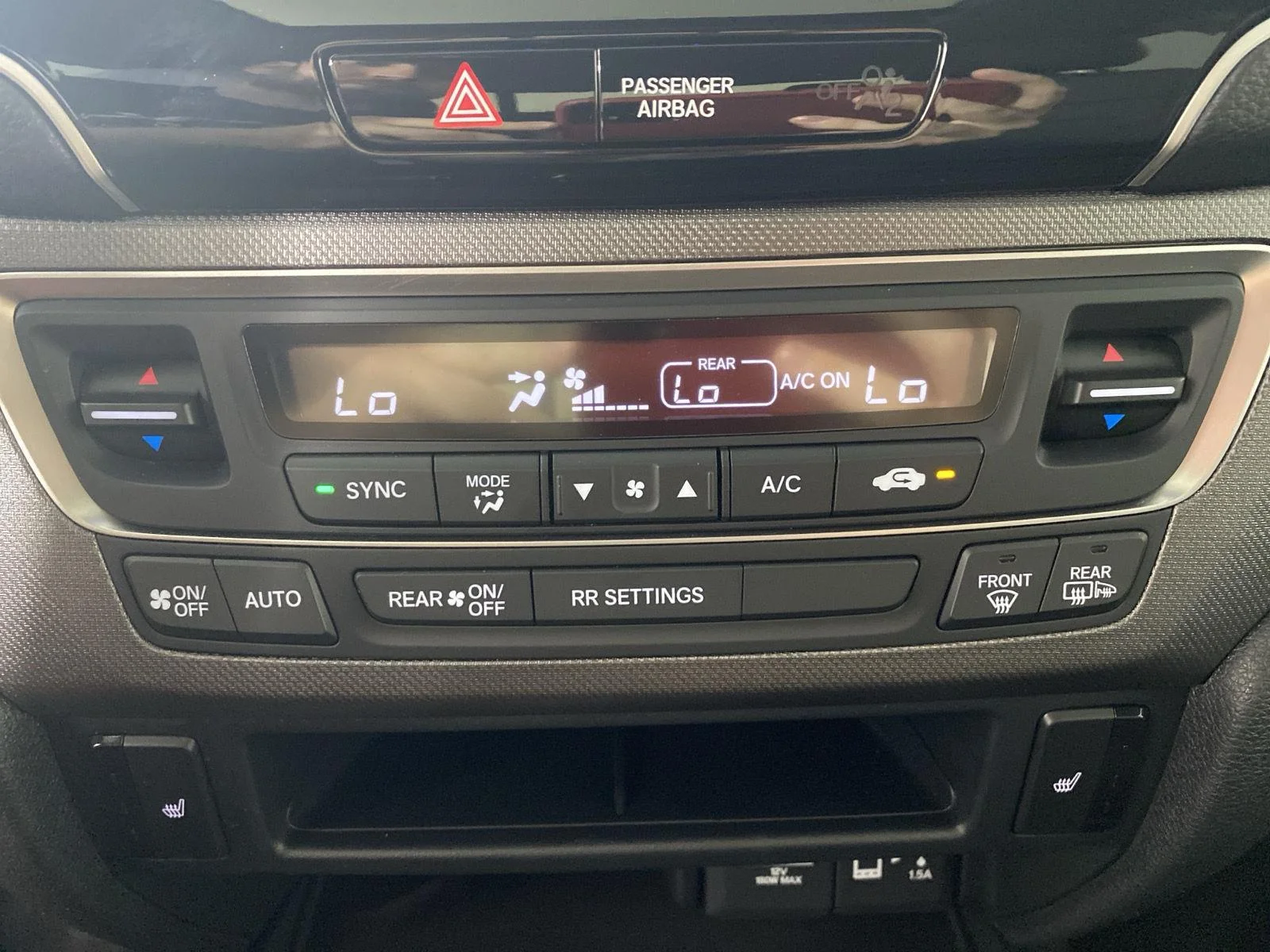 Used 2023 Platinum White Pearl Honda RTL image 19