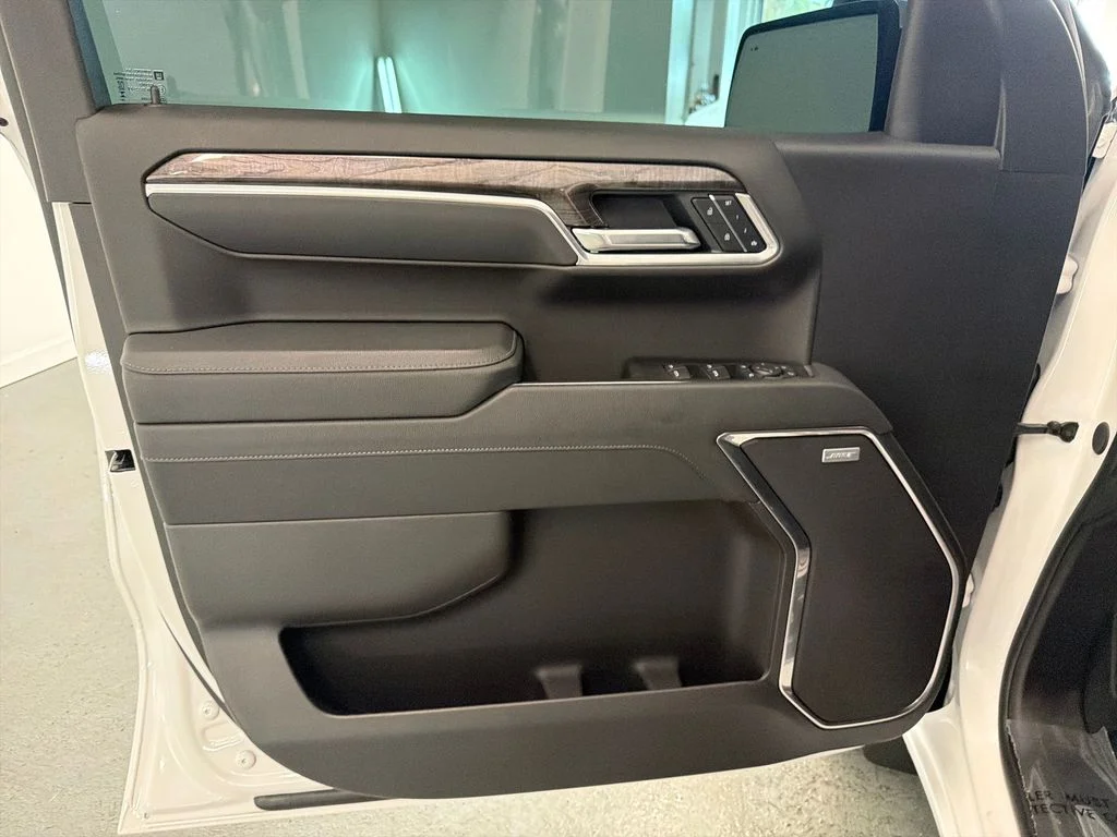 Used 2026 White Chevrolet LTZ image 11